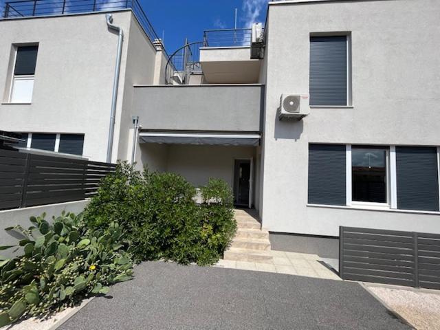 Ferienhaus Luka Zadar Exterior foto